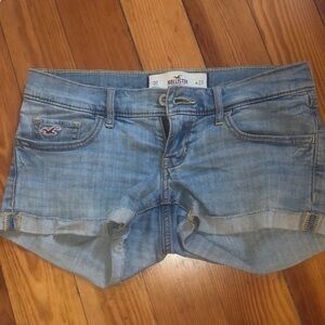 HOLLISTER SO CAL STRETCH JEAN SHORTS size 00 w 23